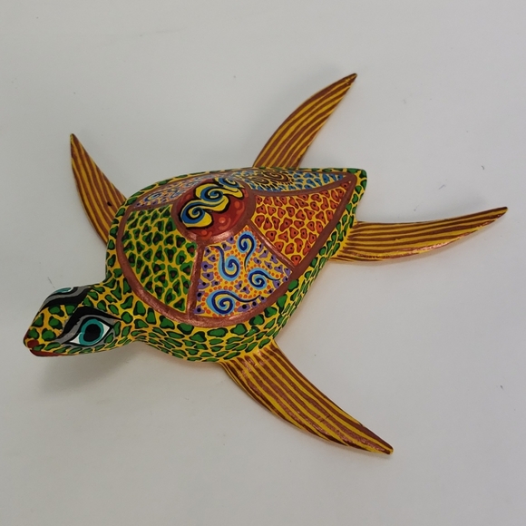 ROCIO HERNANDEZ ARRAZOLA XOXO OAX WOOD SEA TURTLE - Picture 1 of 10